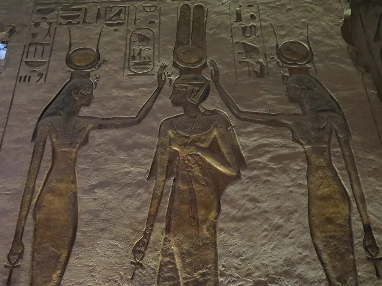 AxColt Livro Trilogia Latitude 15 Juan Adrada Templo de Hathor 03 768x576 1